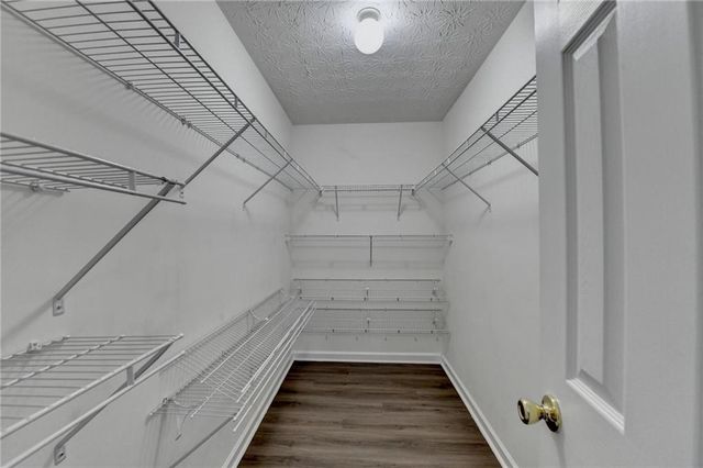 6670 Island Point Drive, Buford, GA 30518