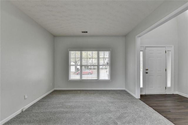 6670 Island Point Drive, Buford, GA 30518