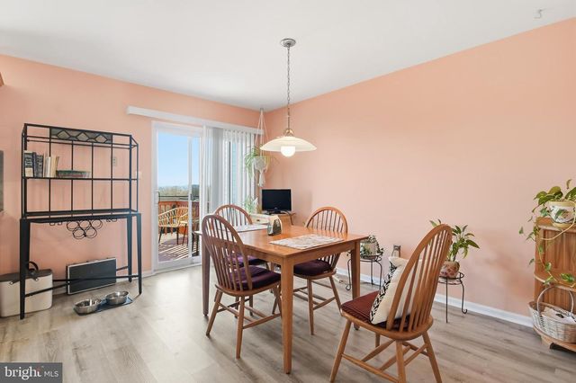 1503 REAGAN, Jeffersonville, PA 19403