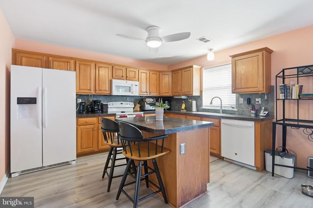 1503 REAGAN, Jeffersonville, PA 19403