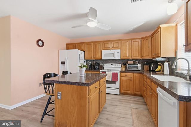 1503 REAGAN, Jeffersonville, PA 19403