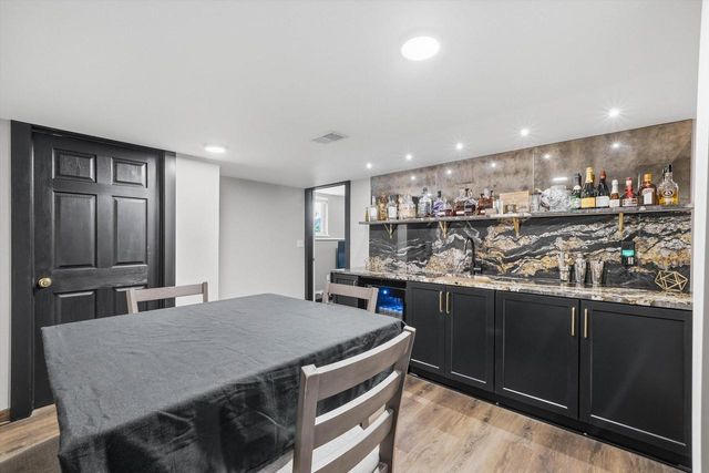 1192 Iris LANE, Grafton, WI 53024