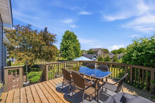 1192 Iris LANE, Grafton, WI 53024