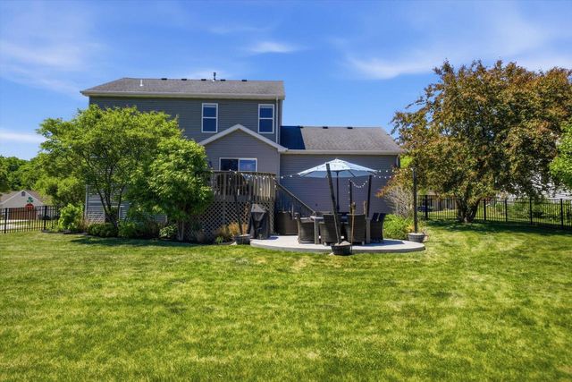 1192 Iris LANE, Grafton, WI 53024