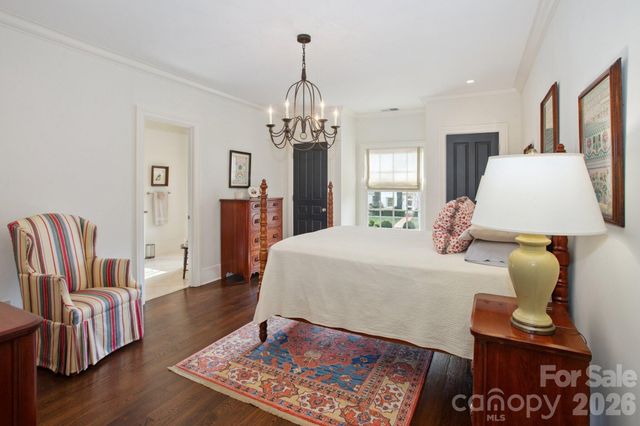 309 Hempstead Place, Charlotte, NC 28207