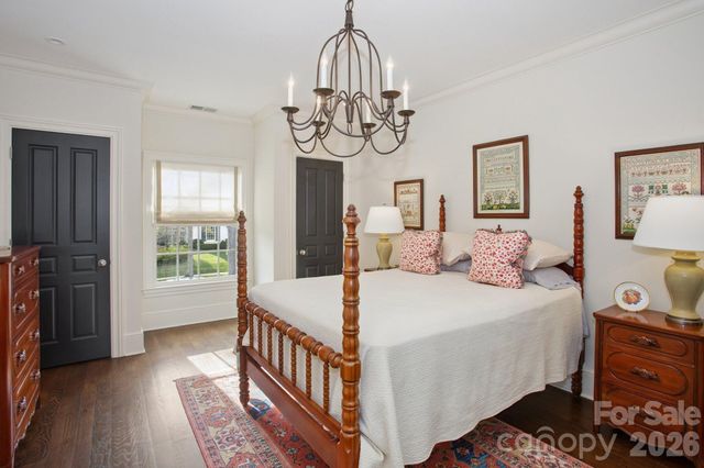 309 Hempstead Place, Charlotte, NC 28207