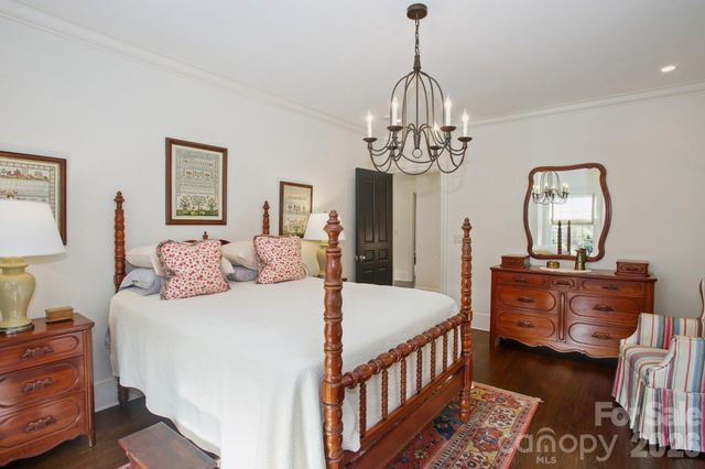 309 Hempstead Place, Charlotte, NC 28207