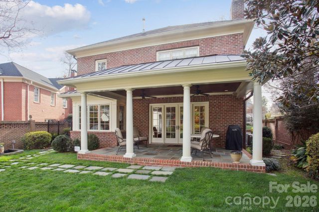 309 Hempstead Place, Charlotte, NC 28207