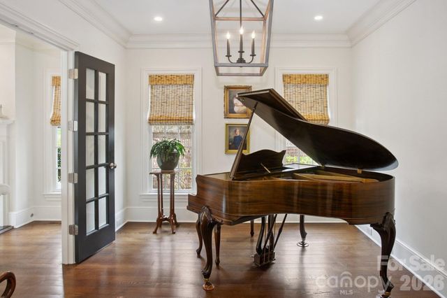 309 Hempstead Place, Charlotte, NC 28207