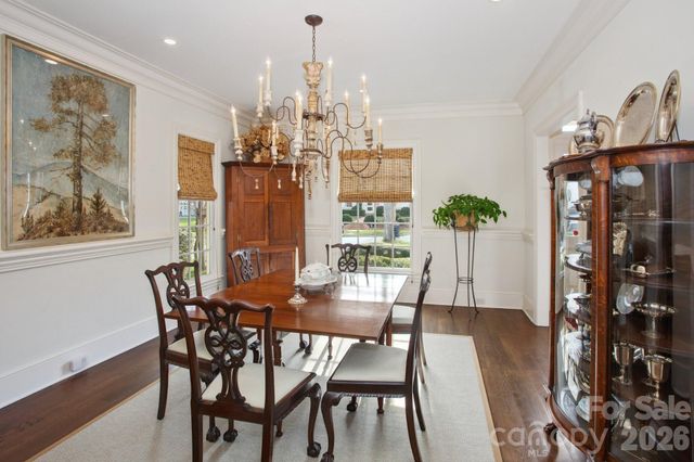 309 Hempstead Place, Charlotte, NC 28207