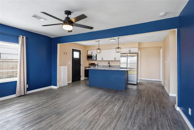 7720 Avenue E, Santa Fe, TX 77510