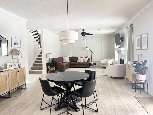 958 Alton Dr, Clarksville, TN 37043