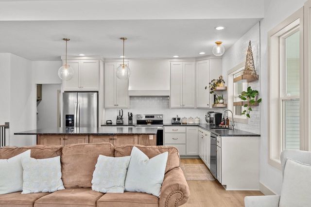 N9046 SOUTHTOWNE DRIVE, Menasha, WI 54952