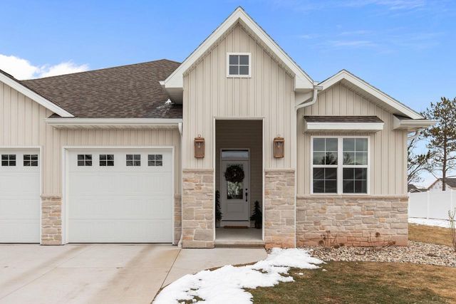 N9046 SOUTHTOWNE DRIVE, Menasha, WI 54952