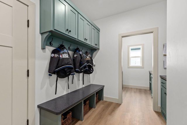 N9046 SOUTHTOWNE DRIVE, Menasha, WI 54952