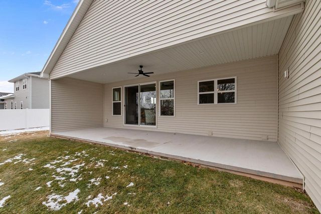 N9046 SOUTHTOWNE DRIVE, Menasha, WI 54952