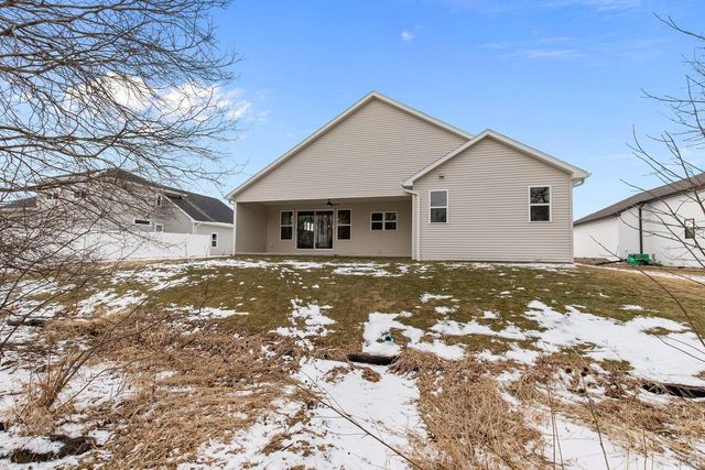 N9046 SOUTHTOWNE DRIVE, Menasha, WI 54952