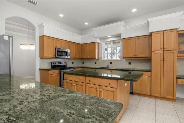 10160 Ginger Pointe CT, Estero, FL 34135