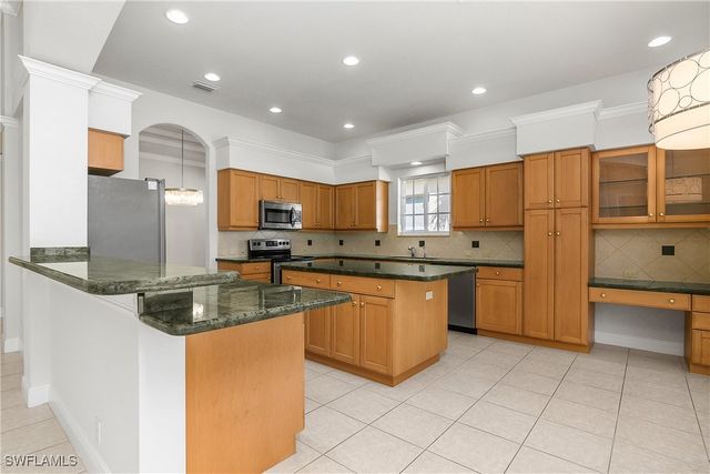 10160 Ginger Pointe CT, Estero, FL 34135