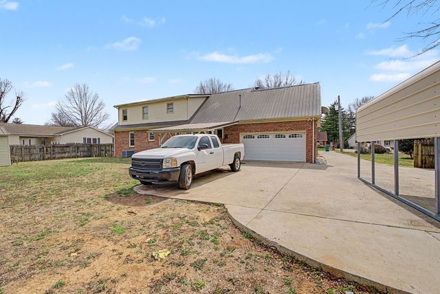 410 Ridgetop Dr, Smyrna, TN 37167