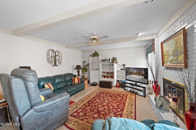 4456 Woodbriar Drive, Toledo, OH 43623