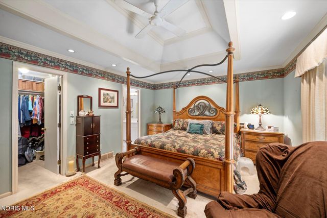 4456 Woodbriar Drive, Toledo, OH 43623