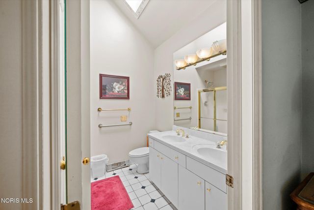 4456 Woodbriar Drive, Toledo, OH 43623