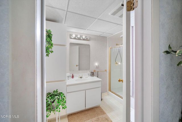 4456 Woodbriar Drive, Toledo, OH 43623