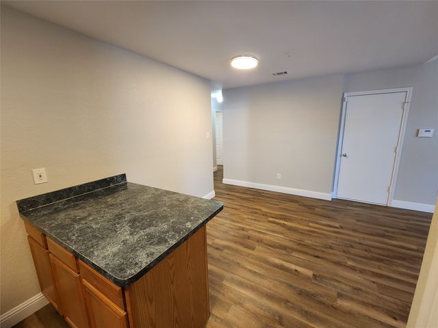 607 Hollyberry Drive, Mansfield, TX 76063