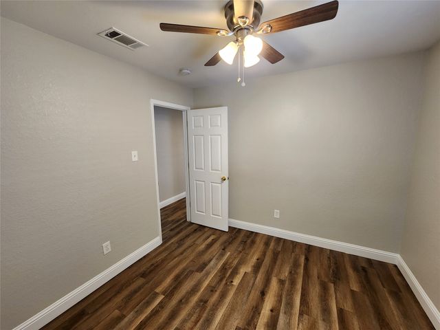 607 Hollyberry Drive, Mansfield, TX 76063