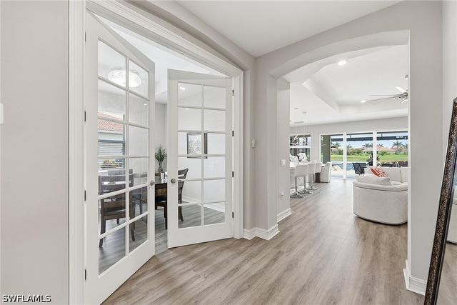 18699 Ensenada DR, Naples, FL 34114