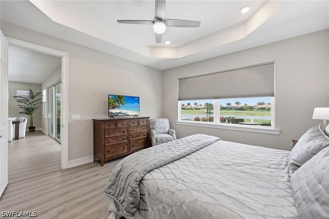 18699 Ensenada DR, Naples, FL 34114