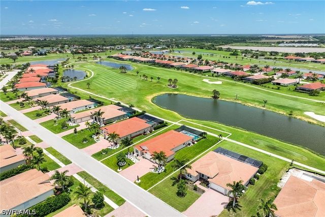 18699 Ensenada DR, Naples, FL 34114