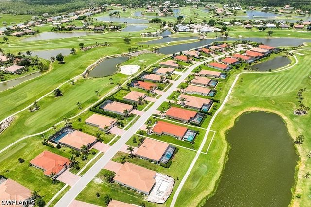 18699 Ensenada DR, Naples, FL 34114