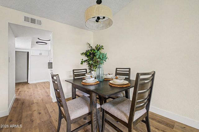 3033 N 37TH Street 6, Phoenix, AZ 85018