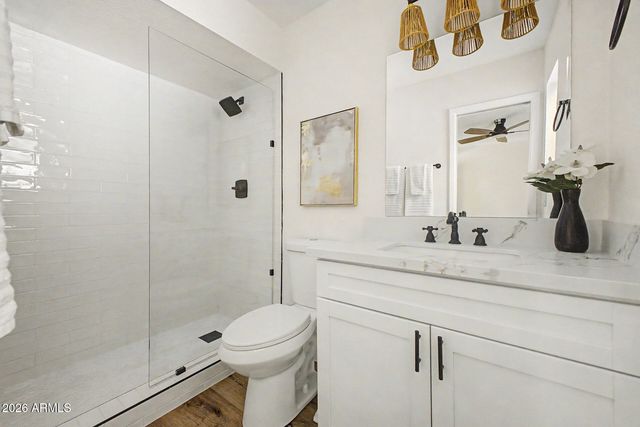 3033 N 37TH Street 6, Phoenix, AZ 85018