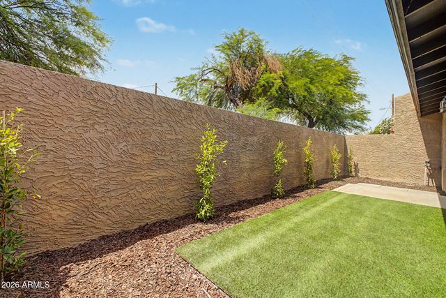 3033 N 37TH Street 6, Phoenix, AZ 85018