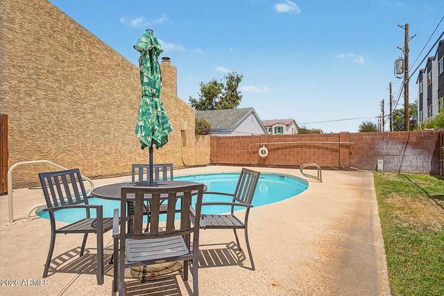 3033 N 37TH Street 6, Phoenix, AZ 85018