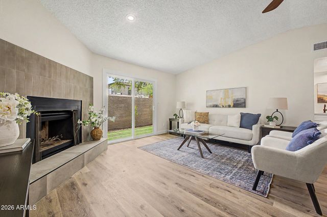 3033 N 37TH Street 6, Phoenix, AZ 85018