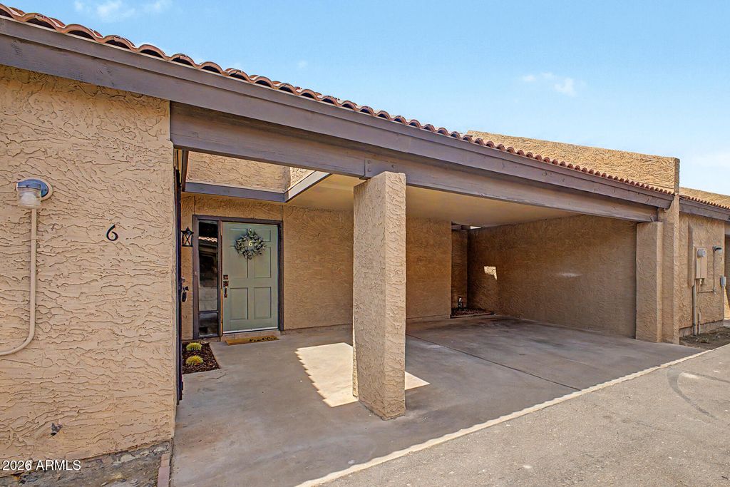 3033 N 37TH Street 6, Phoenix, AZ 85018 — photo 2