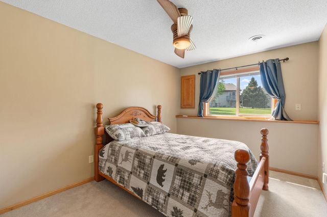 8337 Parkview Avenue NE, Otsego, MN 55330