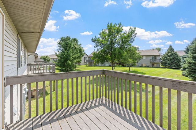 8337 Parkview Avenue NE, Otsego, MN 55330