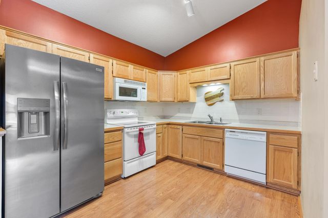 8337 Parkview Avenue NE, Otsego, MN 55330