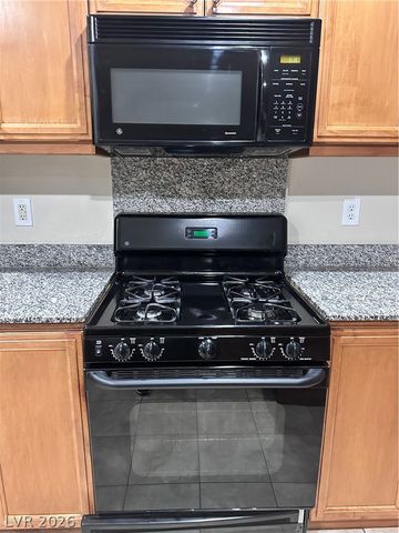 8183 Retriever Avenue, Las Vegas, NV 89147