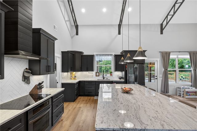 235 Dairy Farm Road, Westminster, SC 29693