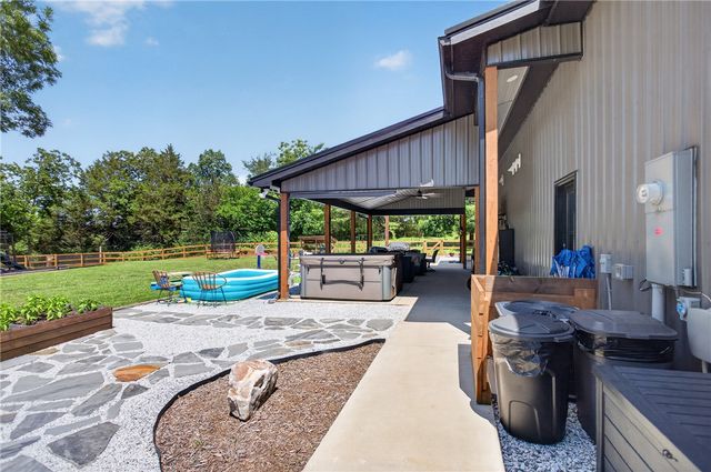 235 Dairy Farm Road, Westminster, SC 29693