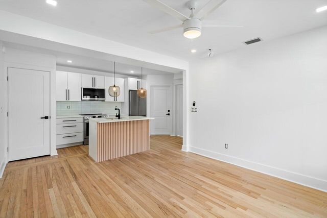 401 NE 2nd Avenue 2, Delray Beach, FL 33444