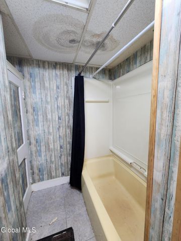 15 Beech Street, Hudson Falls, NY 12839