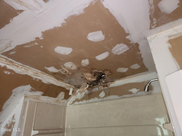 15 Beech Street, Hudson Falls, NY 12839