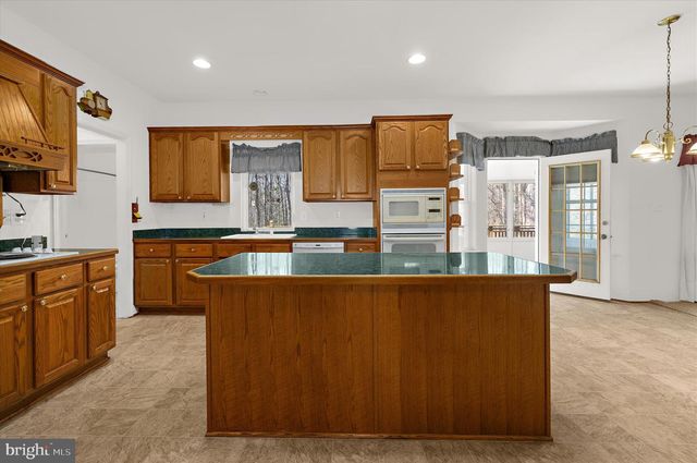 615 PATUXENT REACH DR, Prince Frederick, MD 20678